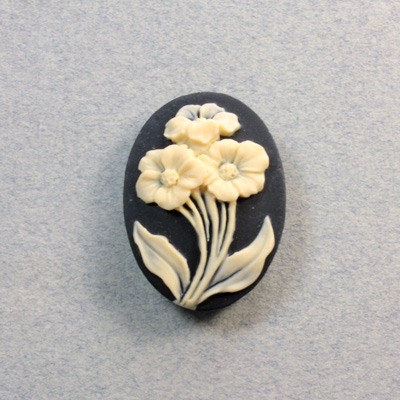 Plastic Cameo - Flowers, 3 Oval 25x18MM IVORY ON BLACK