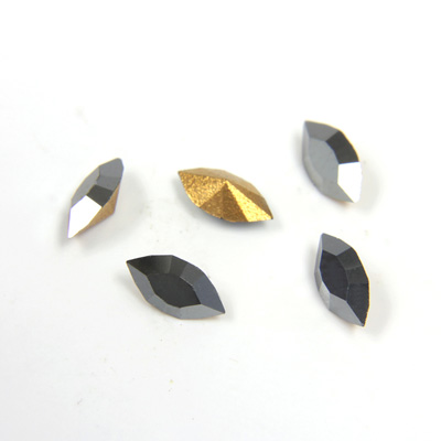 Preciosa Crystal Point Back Fancy Stone - Navette 06x3MM HEMATITE