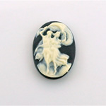 Plastic Cameo - Dance Couple Oval 25x18MM IVORY ON BLACK