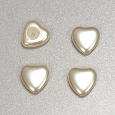 Glass Medium Dome Cabochon Pearl Dipped - Heart 14x14MM CREME