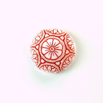 Glass Flat Back Mosaic Top Stone Round 18MM RED on WHITE