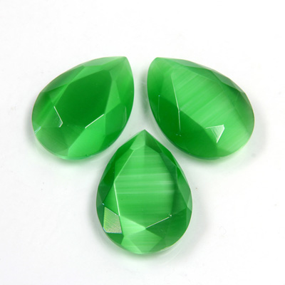 Fiber-Optic Flat Back Stone with Faceted Top and Table - Pear 18x13MM CAT'S EYE GREEN