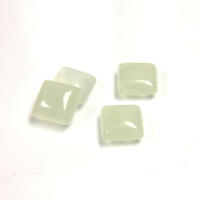 Gemstone Cabochon - Square 08x8MM JADE LT GREEN