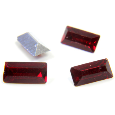 Preciosa Crystal Point Back Fancy Stone - Baguette 05x2.5MM SIAM RUBY