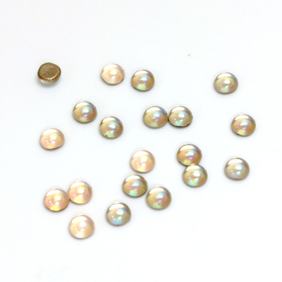 Glass Medium Dome Foiled Cabochon - Round 04MM ROSALINE AB