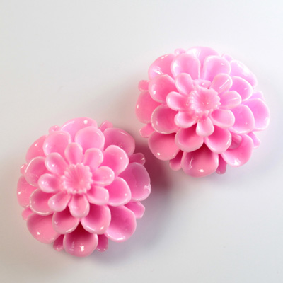 Plastic No-Hole Flower - 4 Layer  25MM PINK