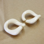 Italian Plastic Links - Mixed Color Smooth Abstract Split Link 20x21MM BONE