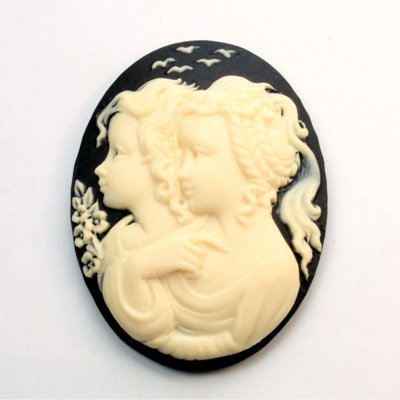 Plastic Cameo - Twins Oval 40x30MM IVORY ON BLACK