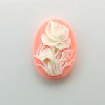 Plastic Cameo - Flower, Rose Oval 25x18MM WHITE ON ANGELSKIN