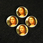 German Plastic Porcelain Decal Painting - Mona Lisa Round 18MM ON CHALKWHITE BASE