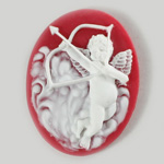 Plastic Cameo - Cupid Oval 40x30MM WHITE ON RED