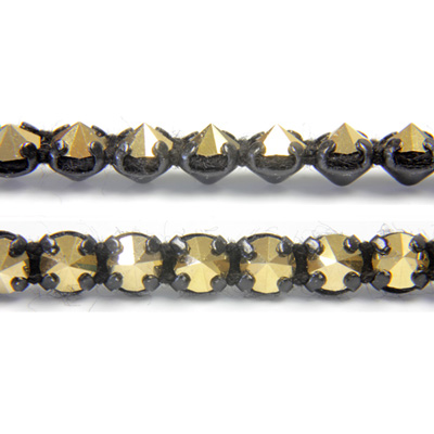 Preciosa Metal Spike Banding 1 Row - Round 15SS AURUM/BLACK