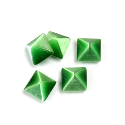 Fiber-Optic Cabochon - Pyramid Top 08x8MM CAT'S EYE GREEN