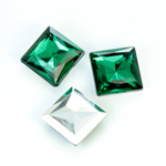 Plastic Point Back Foiled Stone - Square 14x14MM EMERALD