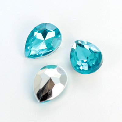 Plastic Point Back Foiled Stone - Pear 18x13MM AQUA