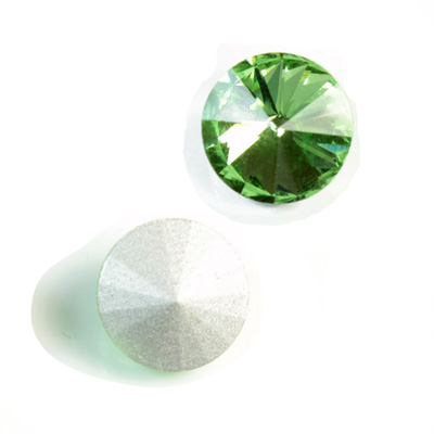 Cut Crystal Point Back Rivoli 14MM PERIDOT