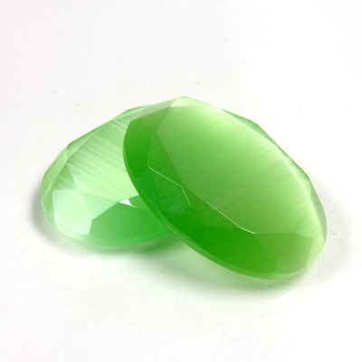 Fiber-Optic Flat Back Stone with Faceted Top and Table - Oval 25x18MM CAT'S EYE LT GREEN