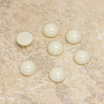 Glass Medium Dome Cabochon - Round 07MM IVORY