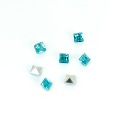 Plastic Point Back Foiled Stone - Square 04x4MM AQUA