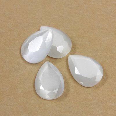 Fiber-Optic Flat Back Stone with Faceted Top and Table - Pear 14x10MM CAT'S EYE WHITE