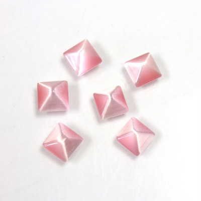 Fiber-Optic Cabochon - Pyramid Top 06x6MM CAT'S EYE LT PINK