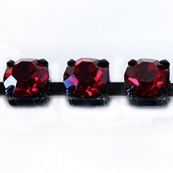 Preciosa Crystal Rhinestone Cup Chain - SS29 SIAM RUBY-BLACK