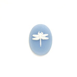 Plastic Cameo - Dragonfly Oval 18x13MM WHITE ON BLUE