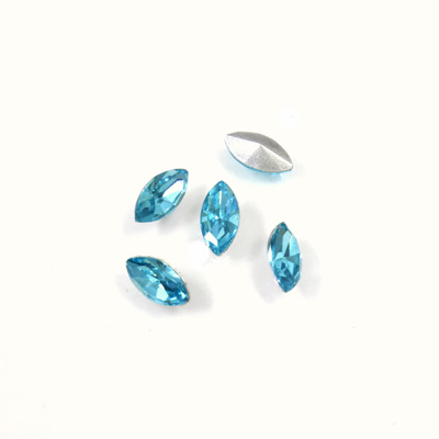 Cut Crystal Point Back Fancy Stone Foiled - Navette-Marquis 08x4MM AQUA