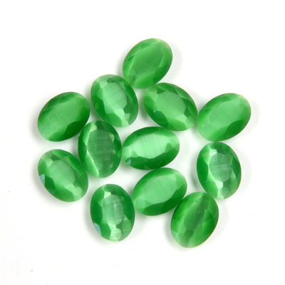 Fiber-Optic Flat Back Stone with Faceted Top and Table - Oval 08x6MM CAT'S EYE GREEN