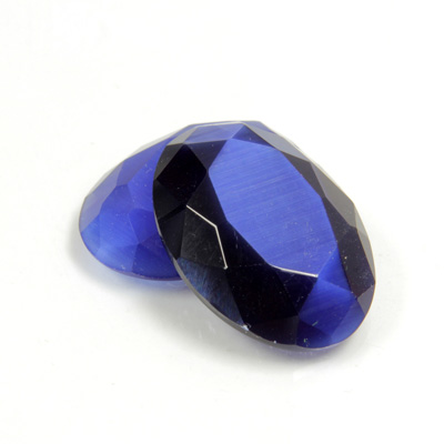 Fiber-Optic Flat Back Stone with Faceted Top and Table - Oval 25x18MM CAT'S EYE BLUE