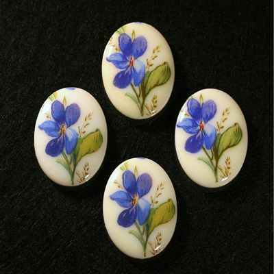 German Plastic Porcelain Decal Painting - Violets (2075) Oval 25x18MM ON CHALKWHITE BASE