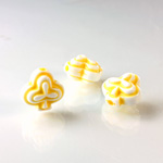 Plastic Casino Style Bead - Clubs 12MM YELLOW on WHITE