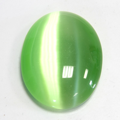 Fiber-Optic Cabochon - Oval 40x30MM CAT'S EYE LT GREEN