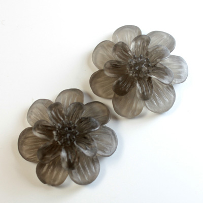Plastic No-Hole Flower - 25MM MATTE BLACK DIAMOND