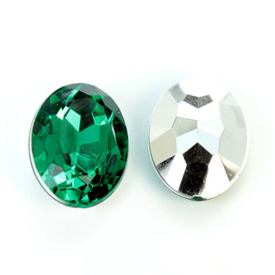 Plastic Point Back Foiled Stone - Oval 25x18MM EMERALD