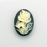 Plastic Cameo - Flower, Rose Oval 25x18MM IVORY ON BLACK