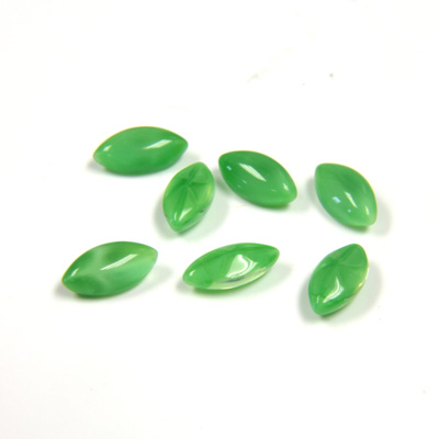 Glass Point Back Buff Top Stone Opaque Doublet - Navette 08x4MM GREEN MOONSTONE