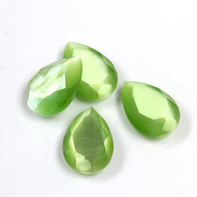 Fiber-Optic Flat Back Stone with Faceted Top and Table - Pear 14x10MM CAT'S EYE LT GREEN
