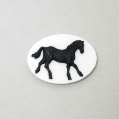 Plastic Cameo - Horse Oval 25x18MM BLACK ON WHITE