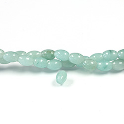 Gemstone Bead - Smooth Rice 2.5MM Diameter Hole 06x8MM LT GREEN AVENTURINE