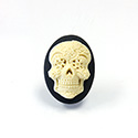Plastic Cameo - Day of the Dead, Skull Oval 25x18MM IVORY ON BLACK