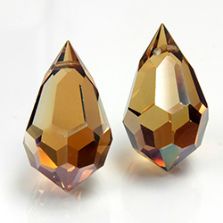 Preciosa Crystal Pendant - Pear 681 20x12MM VENUS