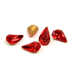 Preciosa Crystal Point Back Fancy Stone - Pear 08x4.8MM LT SIAM RUBY