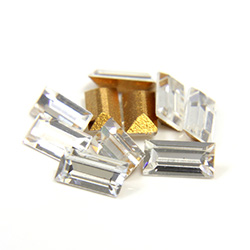 Preciosa Crystal Point Back Fancy Stone - Baguette 04x2MM CRYSTAL