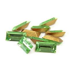 Preciosa Crystal Point Back Fancy Stone - Baguette 04x2MM PERIDOT