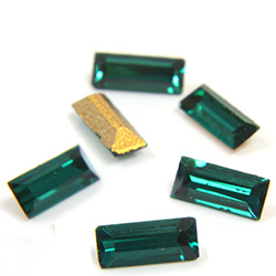 Preciosa Crystal Point Back Fancy Stone - Baguette 05x2MM  EMERALD