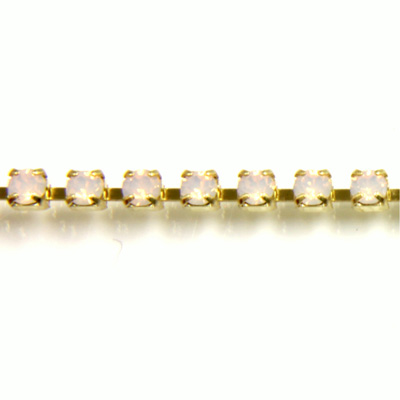 Preciosa MAXIMA Crystal Rhinestone Cup Chain - PP14 (SS6.5) OPAL ROSE-RAW