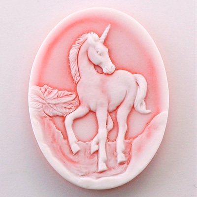 Plastic Cameo - Unicorn Oval 40x30MM WHITE ON ORANGE RED FS