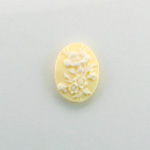 Plastic Cameo - Flower Oval 18x13MM WHITE ON IVORY