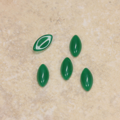 Glass Medium Dome Cabochon - Navette 10x5MM CHRYSOPHRASE